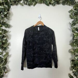 Lululemon Athletic Scuba Crew Pullover Jacket Camo Multi Grey Women’s Size 4